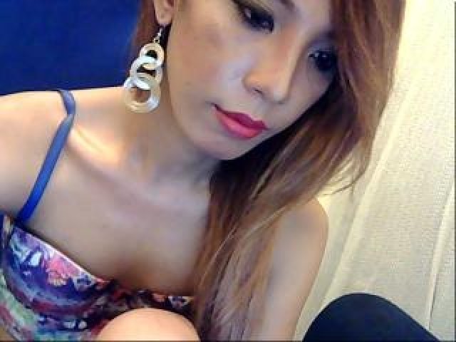 233-ashantydyosa-pussy-trimmed-pussy-small-cock-brown-eyes-webcam-model